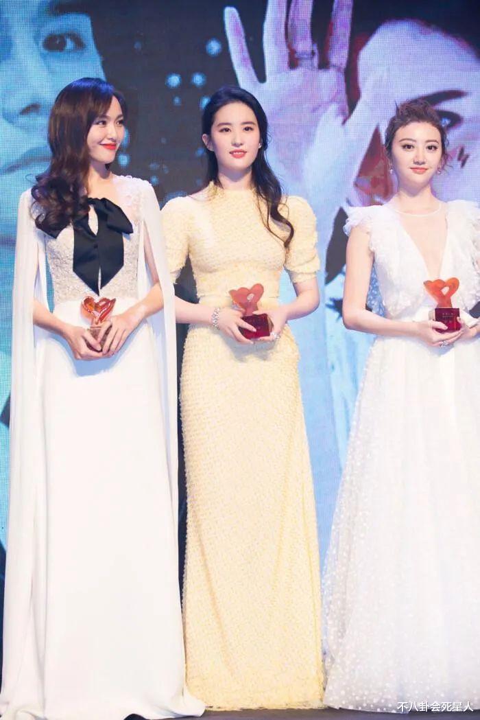 刘亦菲|刘亦菲景甜5次同框却只赢了一次,她的2个艳压法宝在景甜这失效了