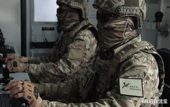 金雕|油霸“手不离机”？国产金雕亮相迪拜受青睐，无尾翼垂降火力惊人