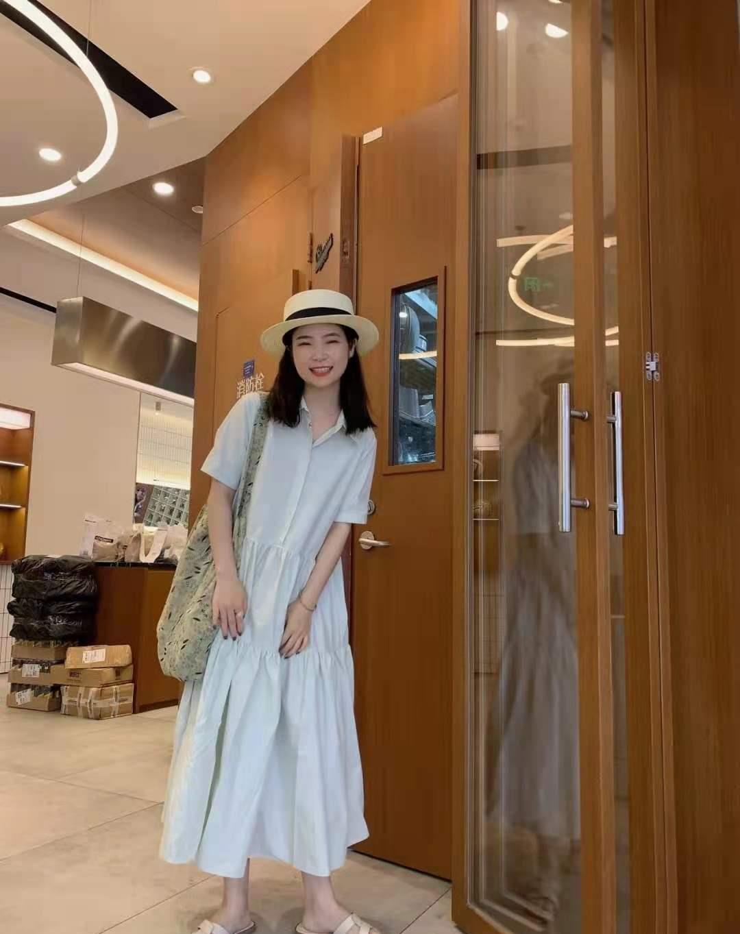 时尚人生|今夏不流行穿运动鞋，这“3双凉鞋”更受宠，百搭舒适又洋气