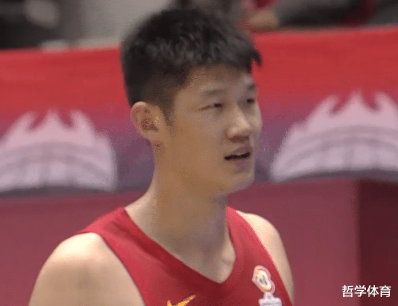 中国男篮|2连胜！给中国男篮球员打分，赵睿9分，赵继伟6分，1人满分