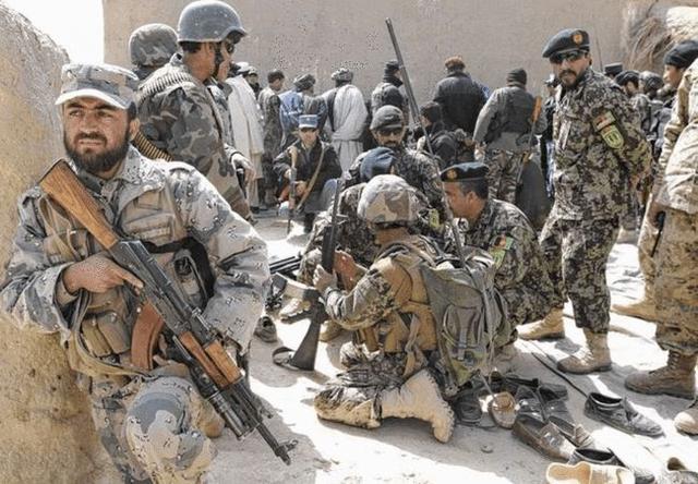 小朱聊育儿|强行劫狱?塔利班敢死队很疯狂,40人强闯监狱救人,当场战死38人