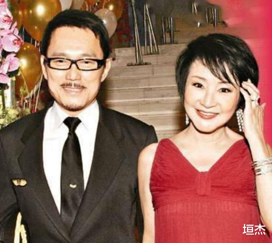 狄波拉|从谢贤虎口夺食,攀上谢霆锋母亲狄波拉,容忍“绿帽”几十年