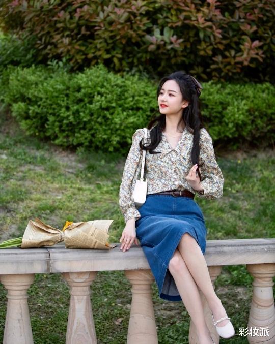 彩妆派|活泼减龄的少女型穿搭，这些技巧值得学习，轻松凸显气质