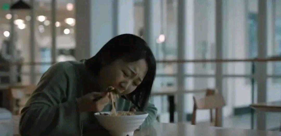 金晨|邱泽许玮甯婚姻状态曝光？辣目洋子登上热搜？金晨美照被粉丝批评