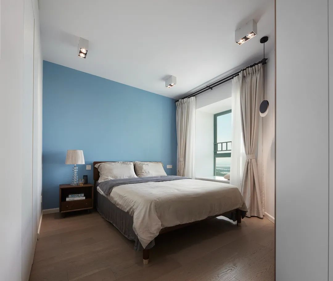 98m2满满都是小浪漫:一边做饭一边看海,理想的生活呀!