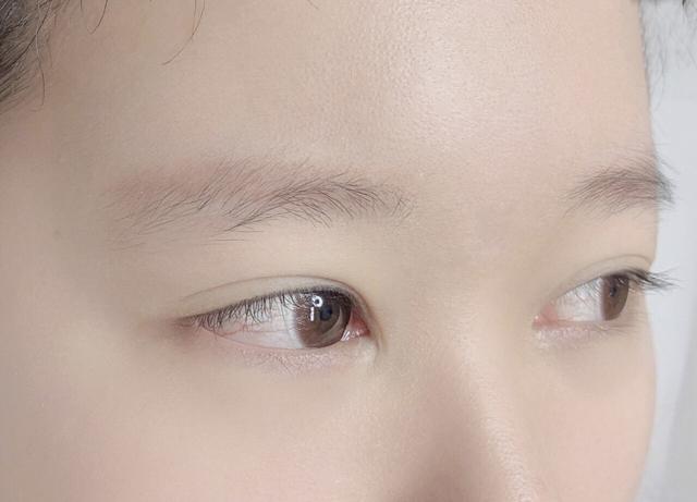 铠甲护士|拿大蒜在眉毛上擦两下，会有什么好处呢？医生来告诉你答案