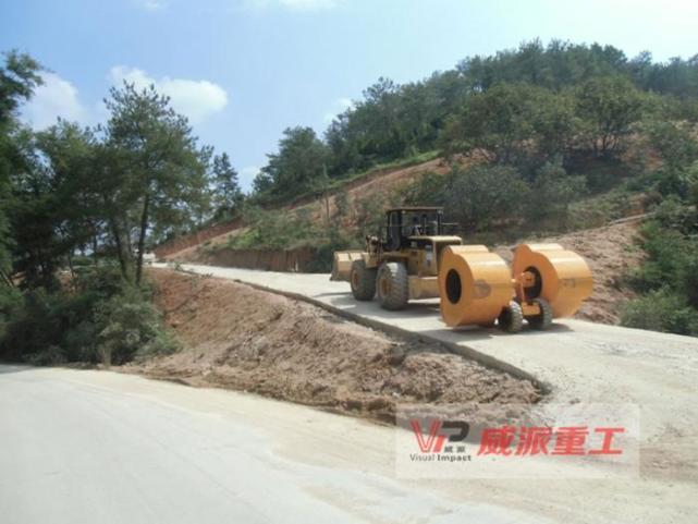 南京|冲击式压实机施工特点？铲车冲击压路机碾压施工原理