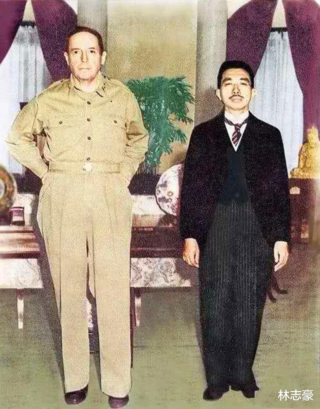 手雷|美军造的充气坦克，女人身上绑满手雷，值勤时的以色列女兵，几张老照片