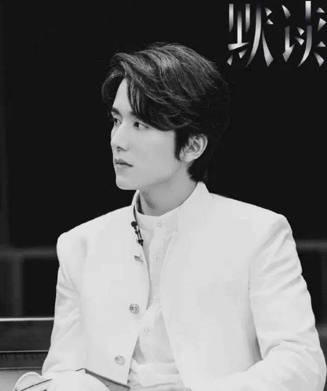 新疆维吾尔自治区|《山河令》大火后，作者的另一部作品开拍：双男主，熟悉的配方！