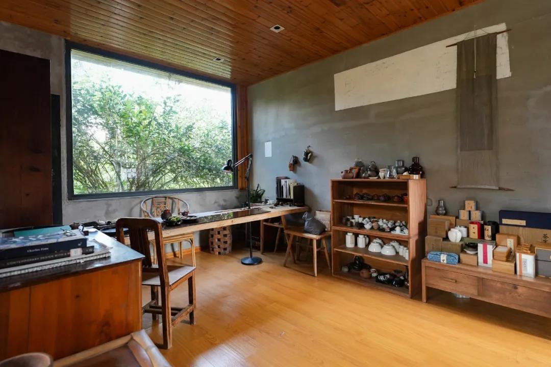 她修45㎡毛坯房火了：不用空调、少刷手机，朋友却踏破门