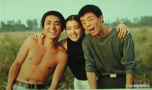 蒋雯丽|蒋雯丽：忍受丈夫出轨，跟小19岁黄轩传绯闻，她的报复你想象不到