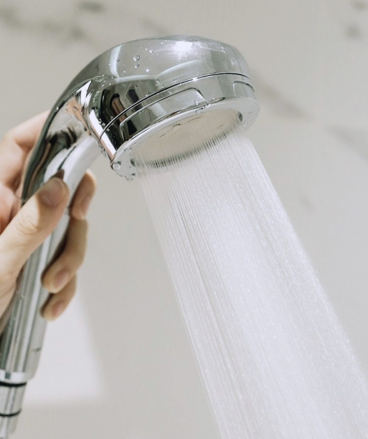 入住3年才知道，当初卫生间“坚持不穷装”有多明智！