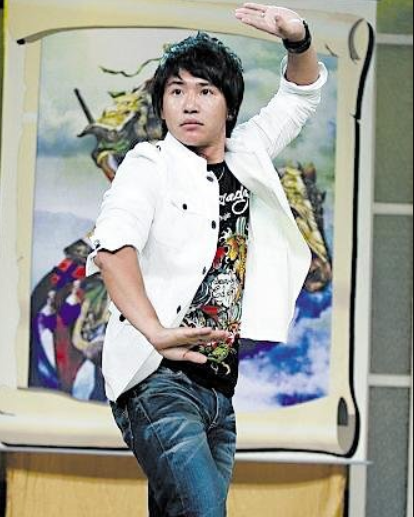 欧弟|“惨不忍睹”欧弟：落魄公子为父还债扮丑卖笑，如今事业家庭皆输