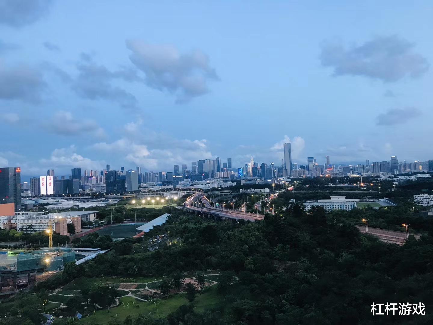 厨房|拆解经济三季报：房地产还好吗？这些数据很微妙！