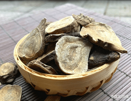 附子|关节红、肿、痛？简单4味中药，从骨节里改善你的风、寒、湿。