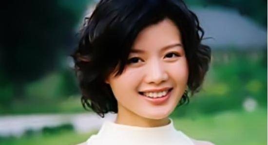 一个有心人 傅程鹏：抛弃16年糟糠妻，娶小6岁嫩模，与现任妻子不敢秀恩爱