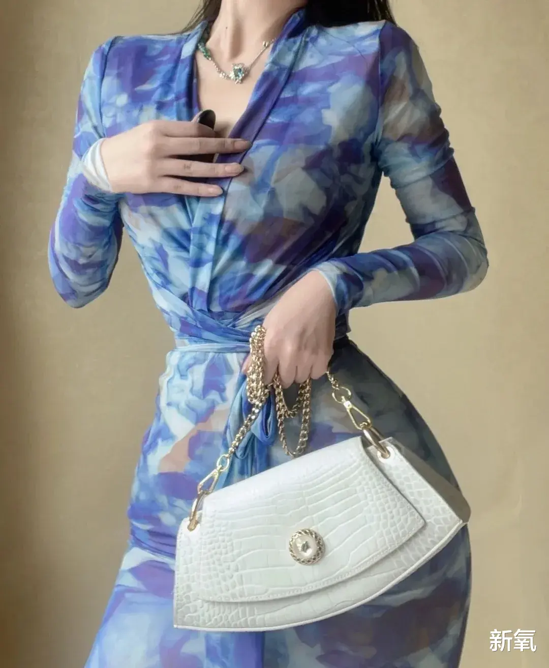 肠镜|追求过度的审美畸形，把腿p再长也有破绽