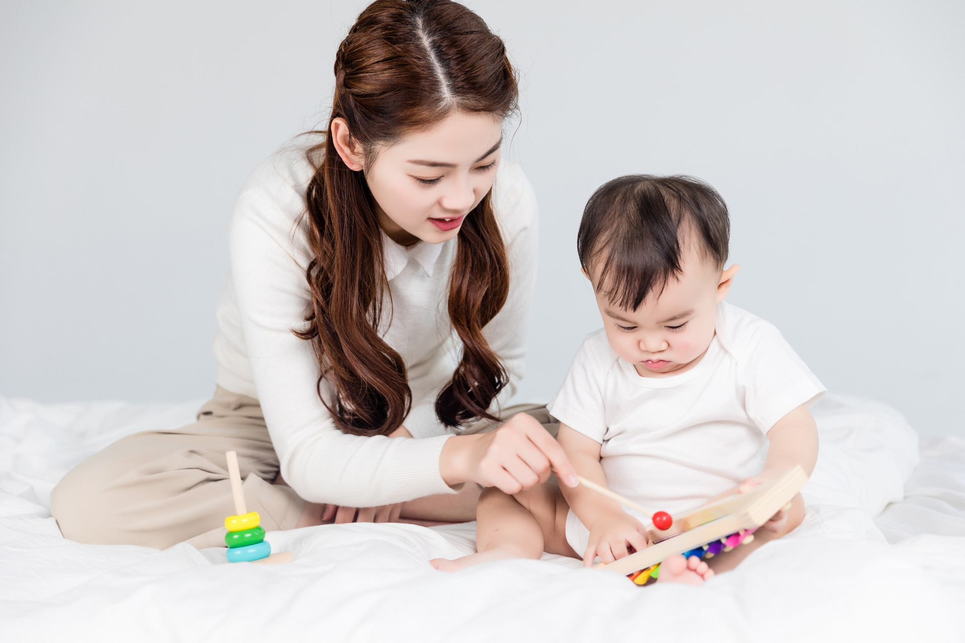 胡萝卜妈妈育儿说|宝宝越聪明，妈妈越难带，孩子有这3个特征，妈妈背后偷着乐吧