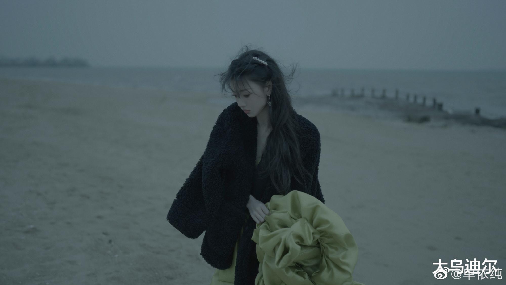 暗黑|气声运用技巧唱到极致是什么样的？她才20岁，像疯了一般玩到天际