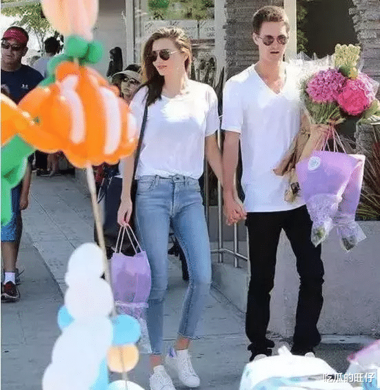 米兰达·可儿|米兰达·可儿多有魅力？2婚带娃，嫁给小7岁世界最年轻亿万富豪