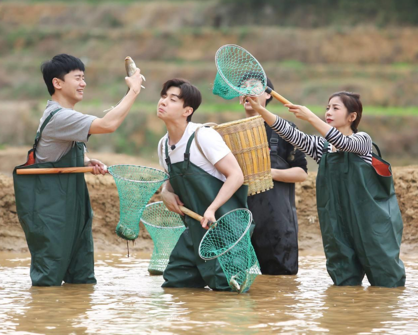 向往5|《向往5》才播了1期，制作组就“被坑”了2次，这一季已经变味了