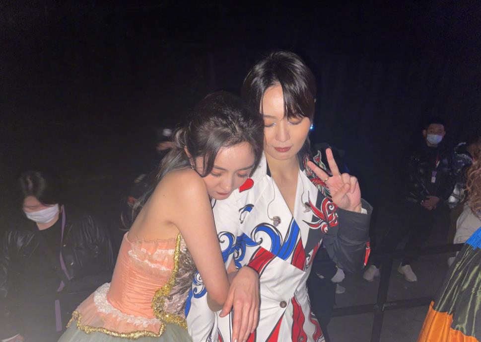 刘亦菲|2022年各明星营业照发布，刘亦菲清新淡雅，赵丽颖俏丽可人