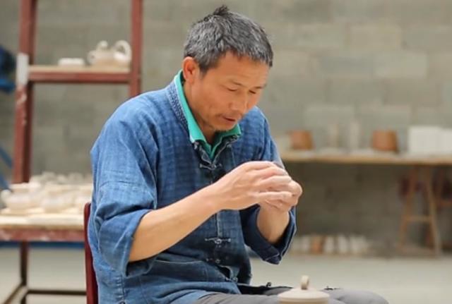 痛风|尿酸的“稳定剂”被找到，不是苦瓜，每天常吃，或让痛风不敢登门