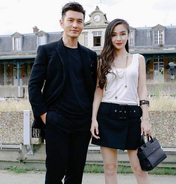 黄晓明|小海绵探班黄晓明？房车上玩具四散，摆放的“女生化妆品”引争议