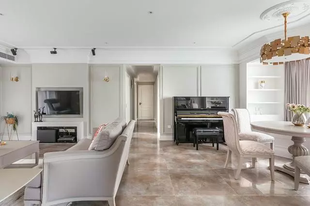 参观同事130平新房,餐厅巧设不规则卡座,让人耳目一新