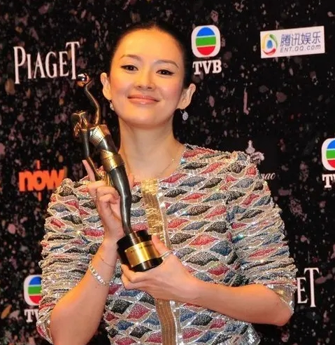 李坤城|突然离婚!国民夫妻撕破脸,双双出轨被抓包?