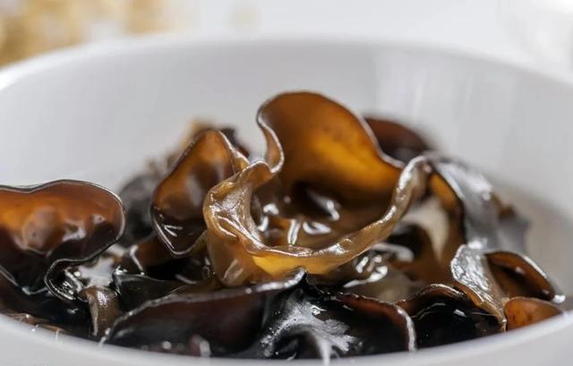 甲状腺|研究癌症60年的院士孙燕：要远离癌症，这3种食物尽量少吃或不吃