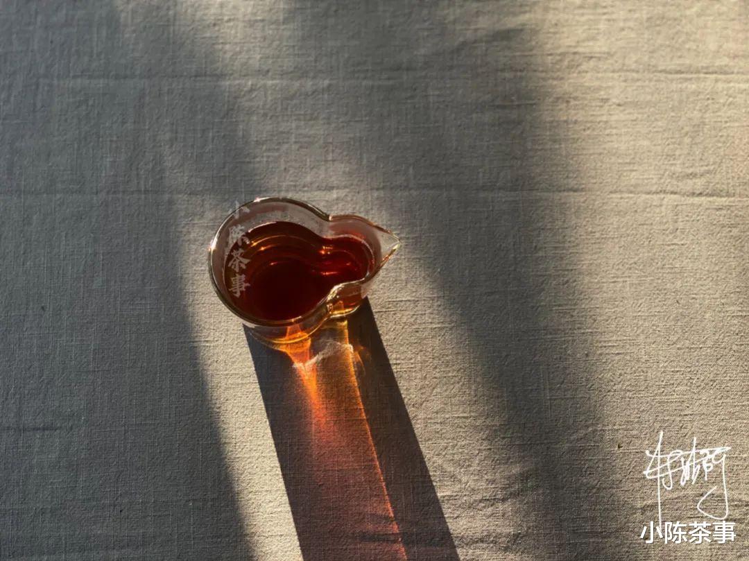小陈茶事 春节的茶桌上，无论水仙、肉桂、大红袍，品牌茶会不会受宠？