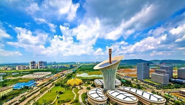 雪落无尘谈|24名硕博生竞聘4个社区干事岗位！是岗位所需，还是双方在作秀？