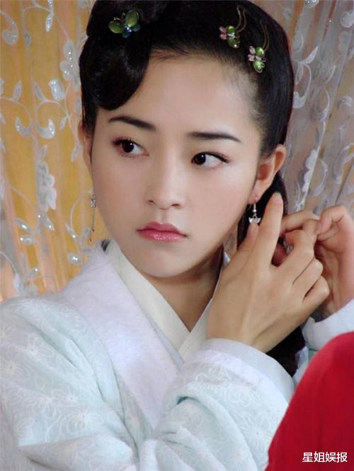 谢元真|出道后没演过女主，却因一个角色被观众记到现在，28岁退圈当了配音演员