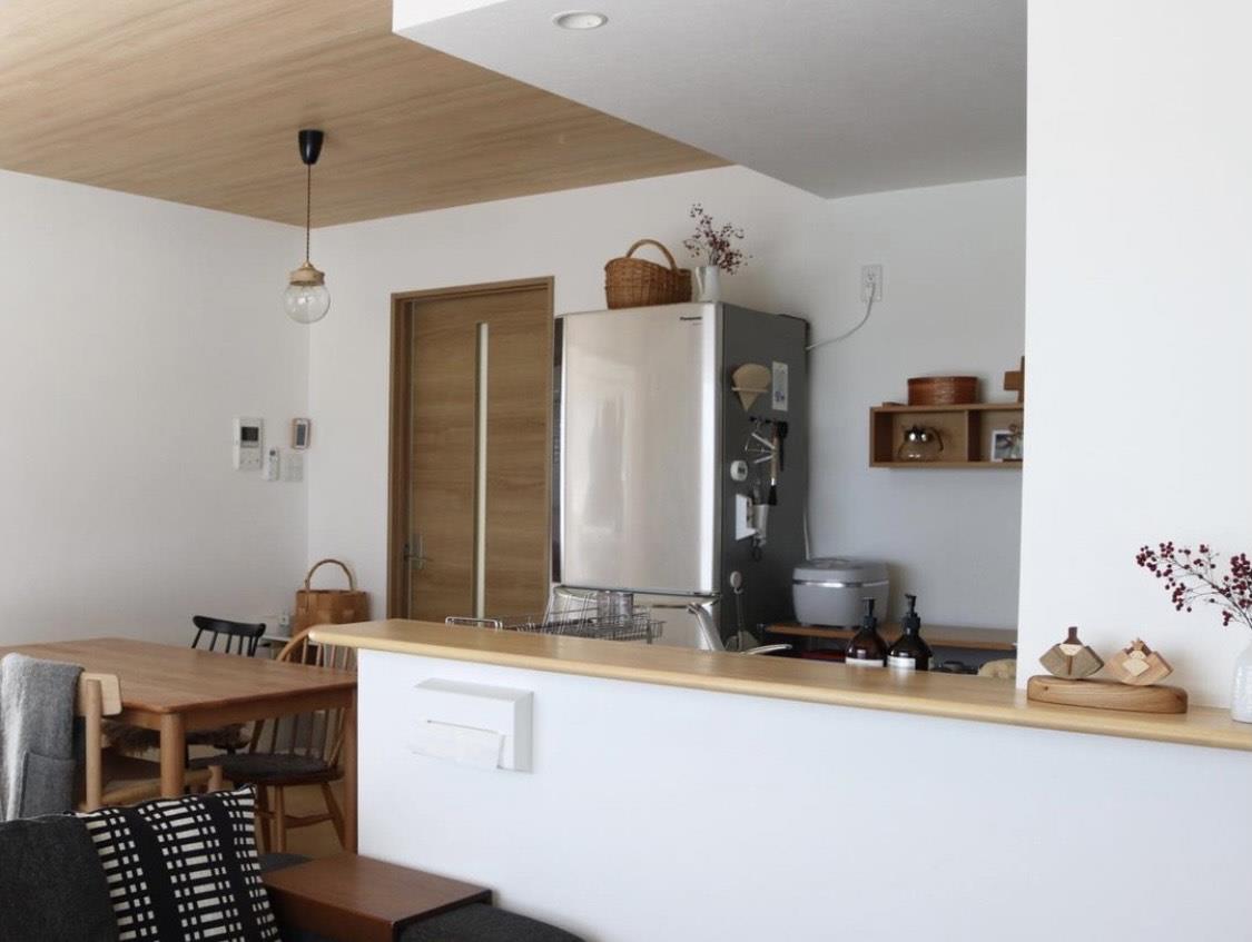 日本女主的蜗居生活,巴掌大空间布置得干净整洁,那场面好温馨!