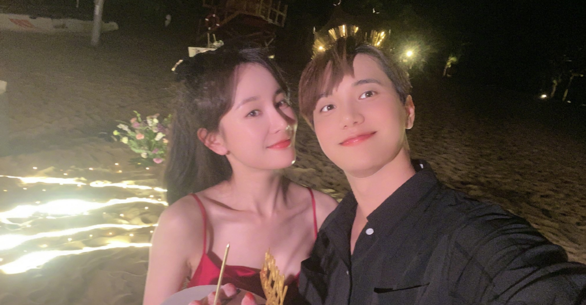 王力宏|金圣恩成功求婚张檬，晒接吻照甜蜜放闪，场地布置却拼错英文闹笑话