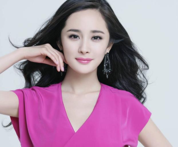 杨幂|五岁的小糯米正面照曝光，看清相貌后，网友：难怪杨幂不愿公开