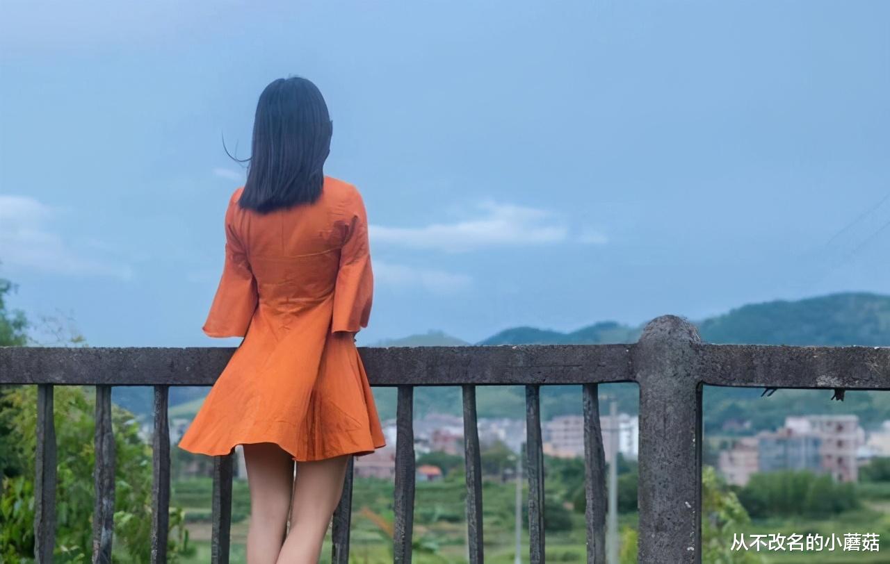 从不改名的小蘑菇|大龄剩女相亲多次无果，母亲对女儿进行大改造，网友：这下更难了