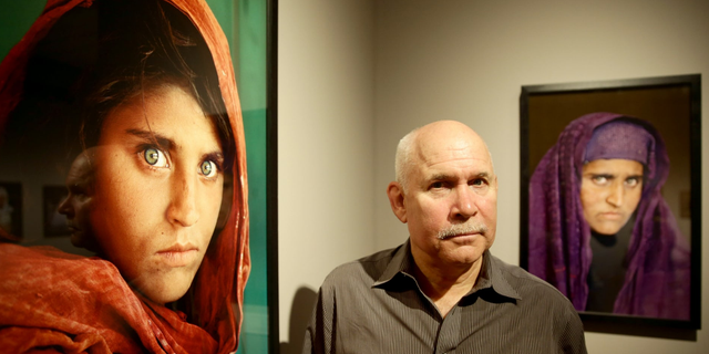 阳光语言矫正说|她的双眼直抵心灵，多年后摄影师再次见到她时，现状却令人唏嘘