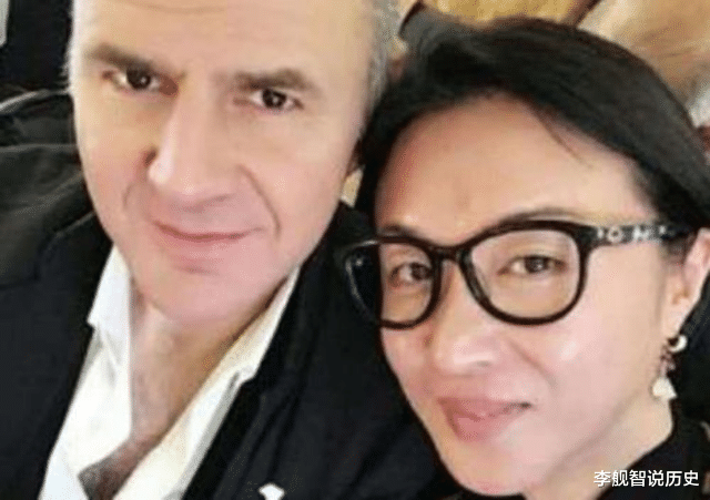 金星|51岁金星拒绝服用雌性激素,女性特质消退,此生还有一个遗憾