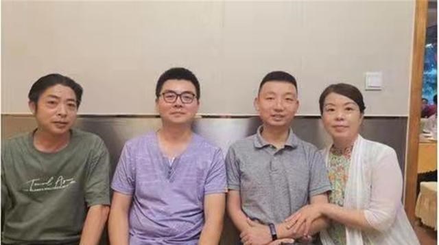 从医数十年的医生,找到许敏丢失的病例!他还发现了一些“蹊跷”