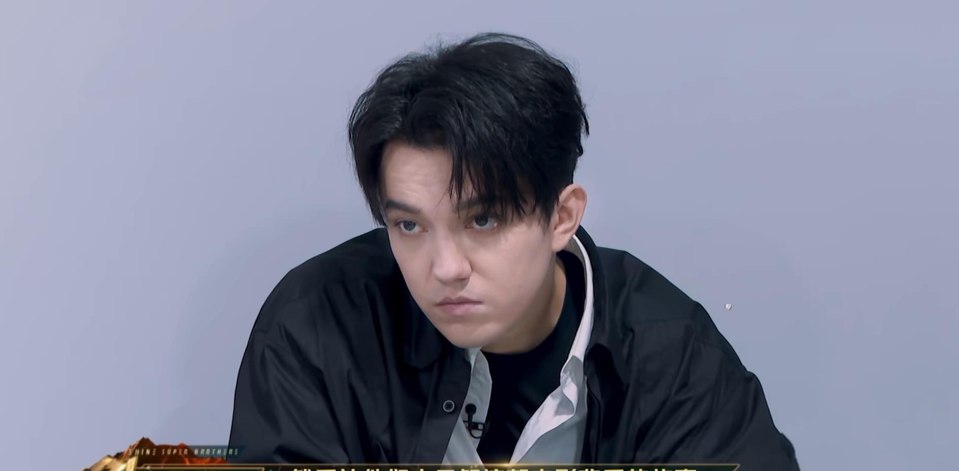 工作室|《追光吧！》节目赛程过半，四人被淘汰，还有一人选择退赛