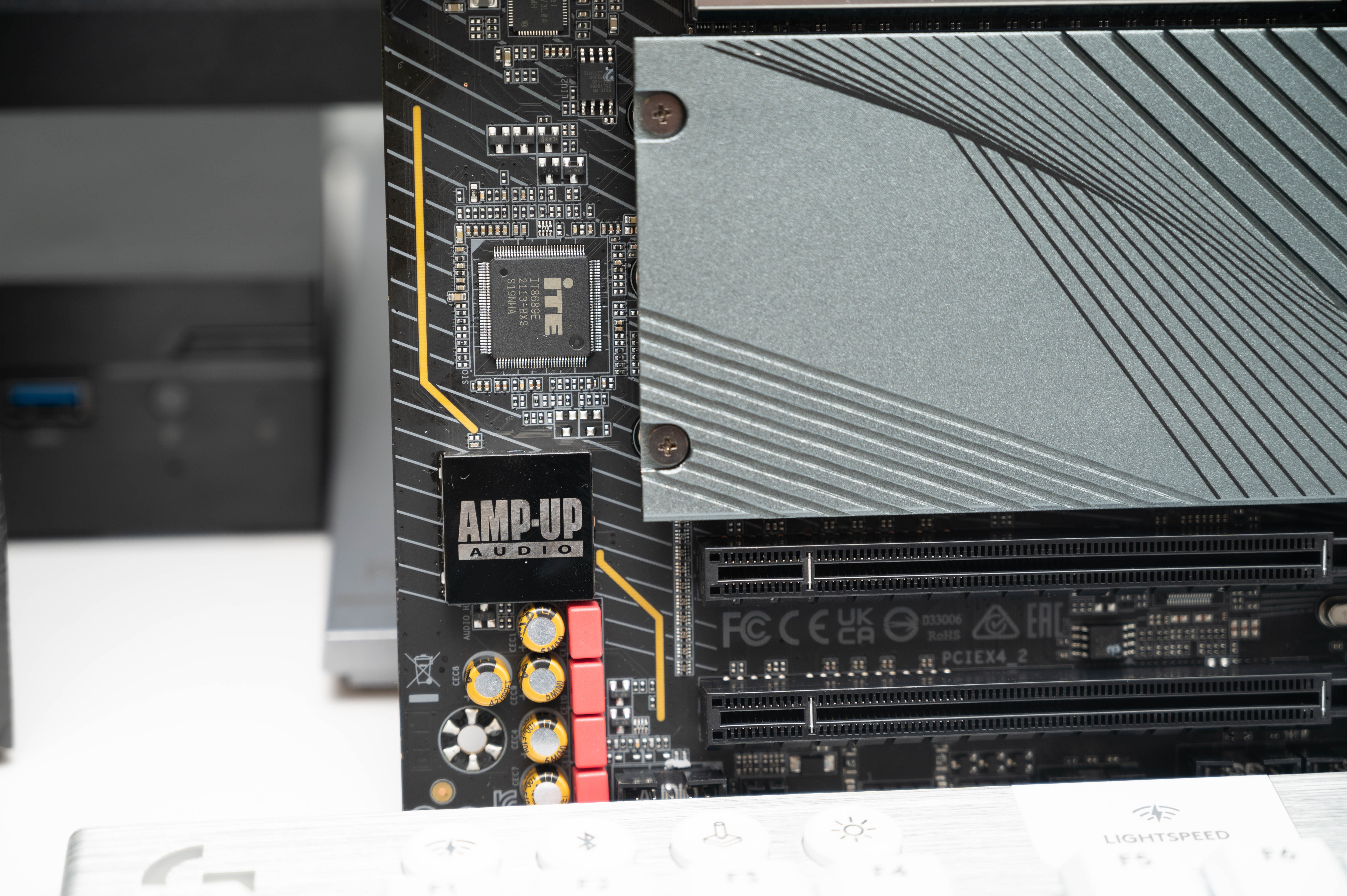 技嘉|可以，这很雕！技嘉大雕Z690驾驭12代i9-12900K上手简测