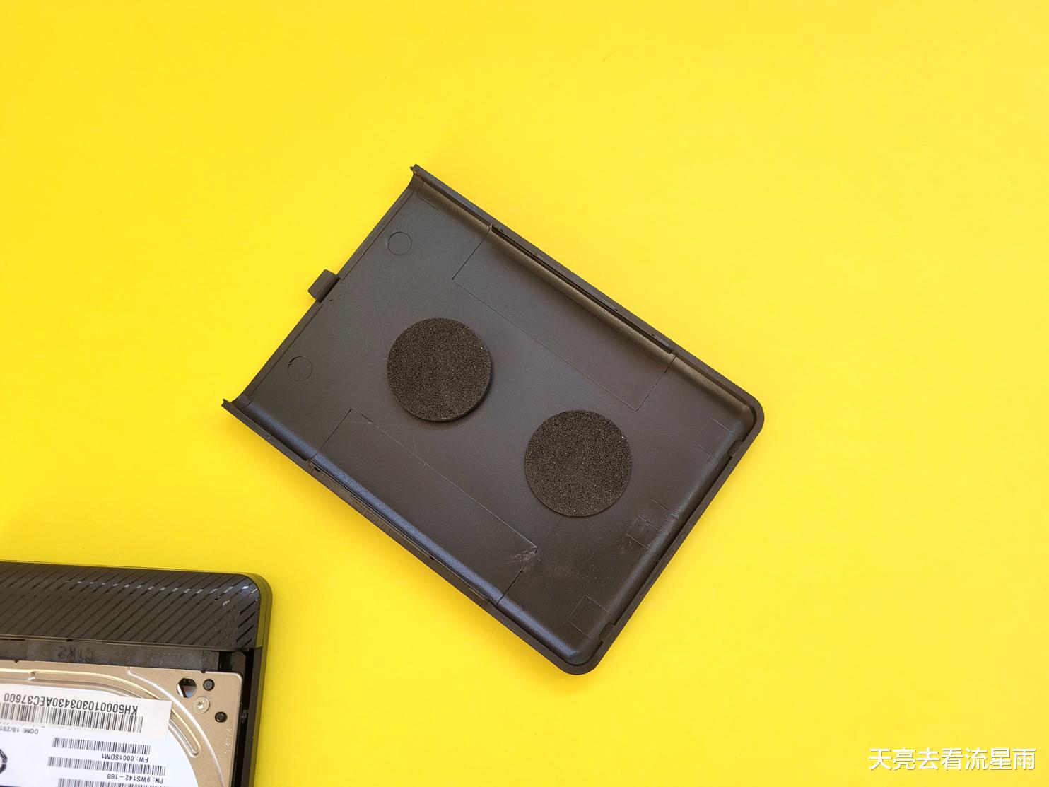 数码|闲置硬盘再利用，优越者(UNITEK)USB3.0 2.5英寸移动硬盘盒上手