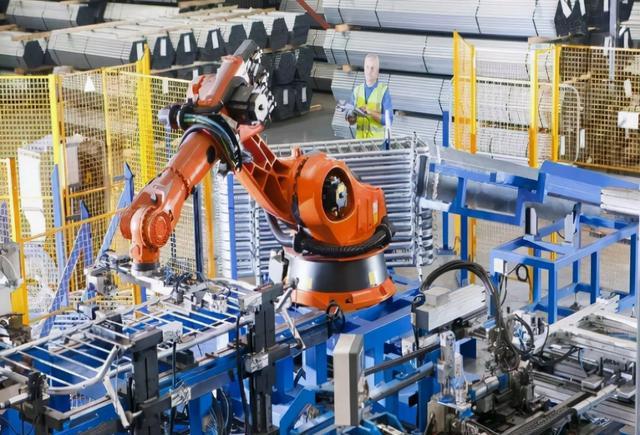 |制造业月薪万元“一工难求”？加了工资招工人还是那么难？