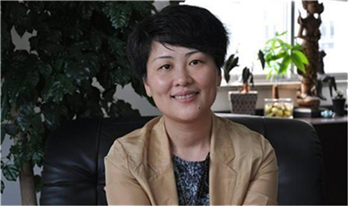 央视|还记得《少林寺》中的牧羊女吗？如今已57岁了，依然很美