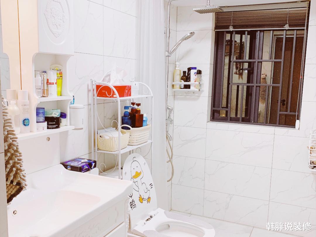 越来越多人喜欢简装，100㎡总共只花15万，温馨舒适看着也舒服