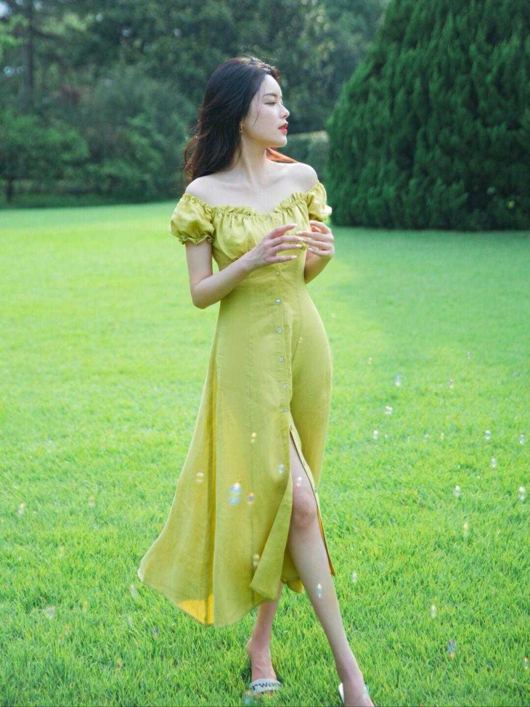 颜红橙|真正时髦的女人,夏天都爱这几组穿搭,高级洋气不挑人,不易撞衫