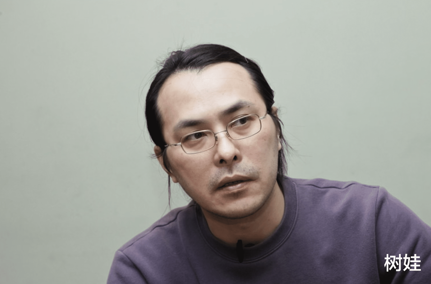 范植伟|范植伟复出无门做餐厅服务生，发际线后移已认不出，多次求职遭拒