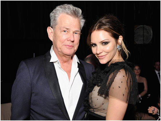 睹图 71岁大爷结5次婚生5个娃，如今再娶36岁娇妻，又生下一子